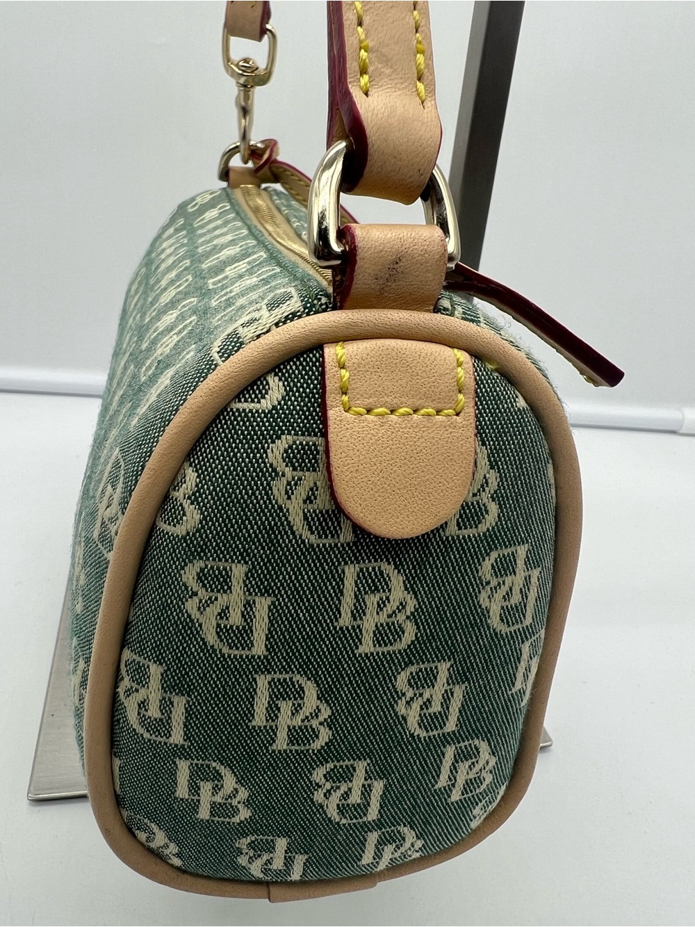 DOONEY & BOURKE Y2K Mini Barrel Monogram Green Canvas Leather Trim Shoulder Bag - Picture 7 of 15